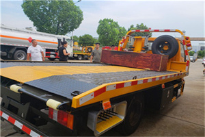 大埔附近拖车电话号码服务